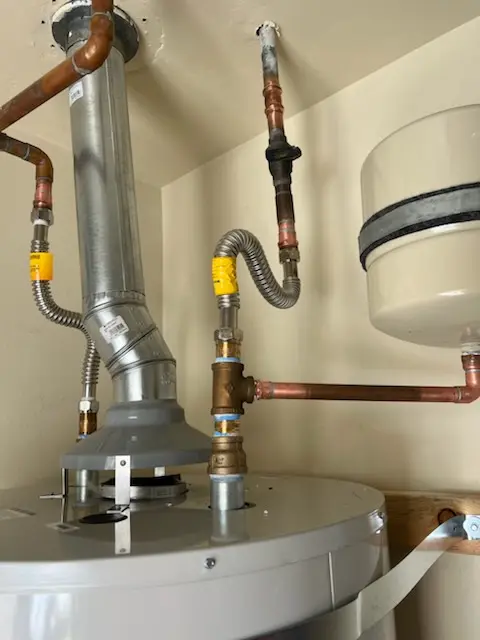 Water heater installation and plumbing repair in Columbus